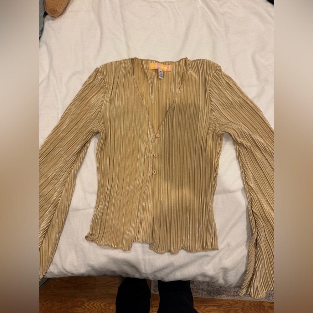 Urban outfitters gold metallic belle sleeve top